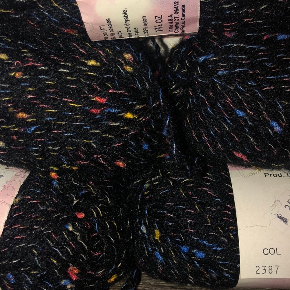 14$ for 5 bundles of yarn ❤️🧶